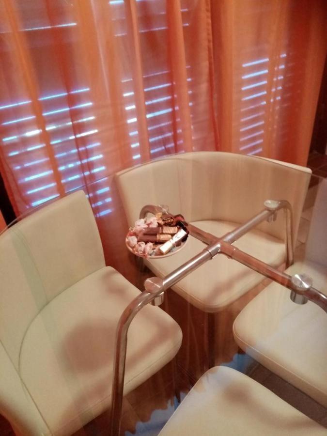 Studio Apartment Jadranko Krnica Bagian luar foto